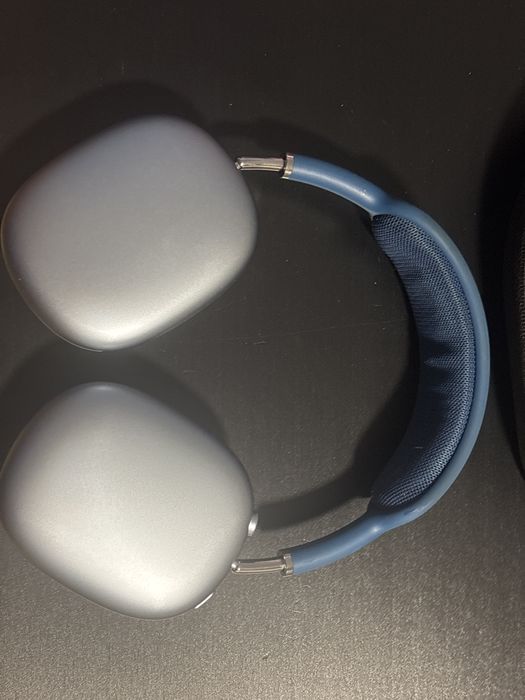 Airpods Max Gen 1 (lighning) + case + bureti originali