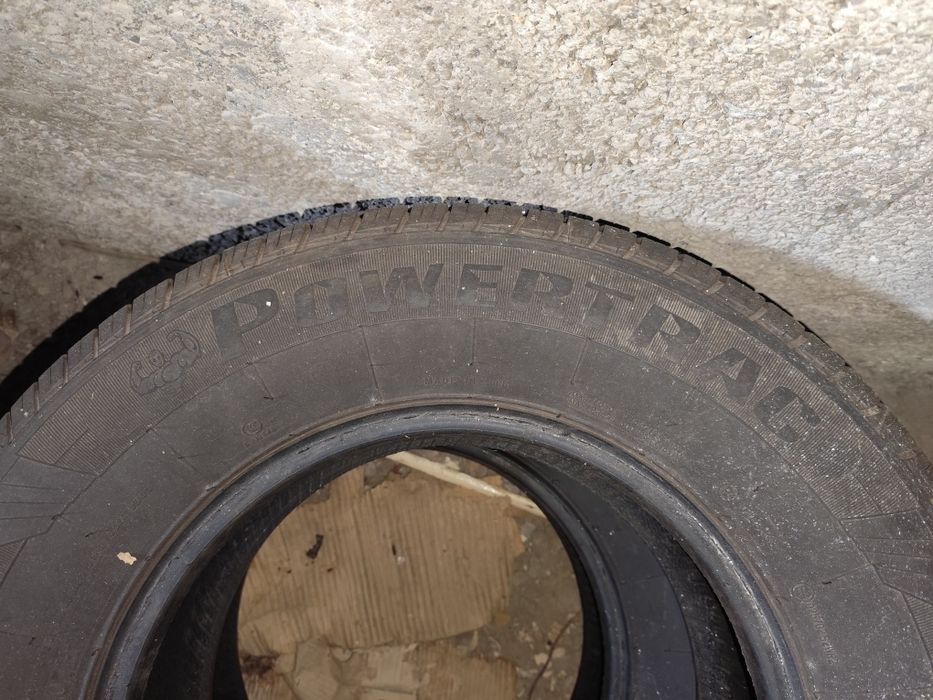 Продам резину 245/70/16