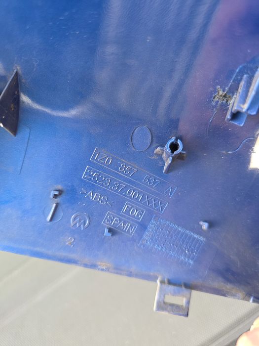 Корпус за Огледало Шкода