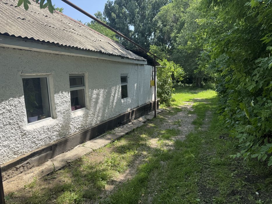 Срочно продам дом в центре села Узынагаш