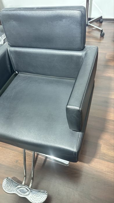 Scaun coafor plus ucenic coafor