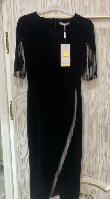 Платье вилюровая