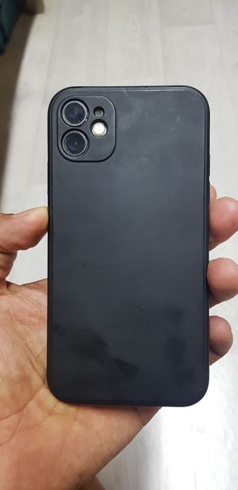 Продам iphone 11 память 128гб