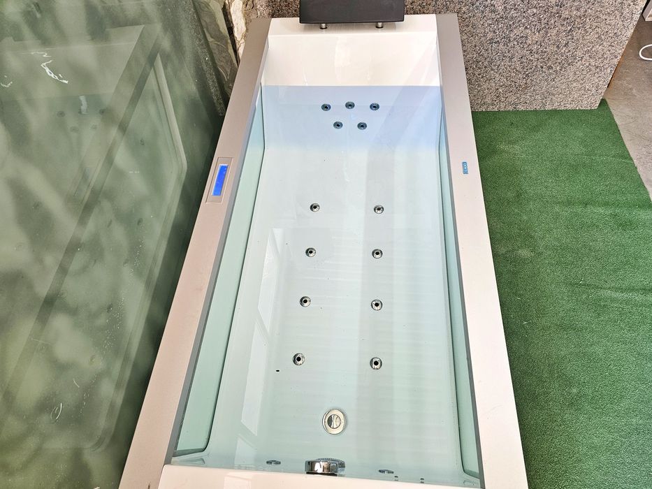 *Spa* Хидромасажна вана (Джакузи)  1.80х0.80