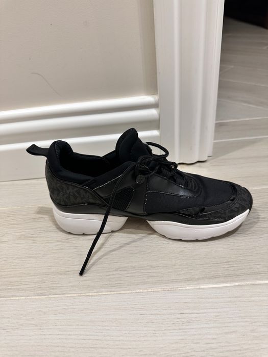 Оригинални маратонки