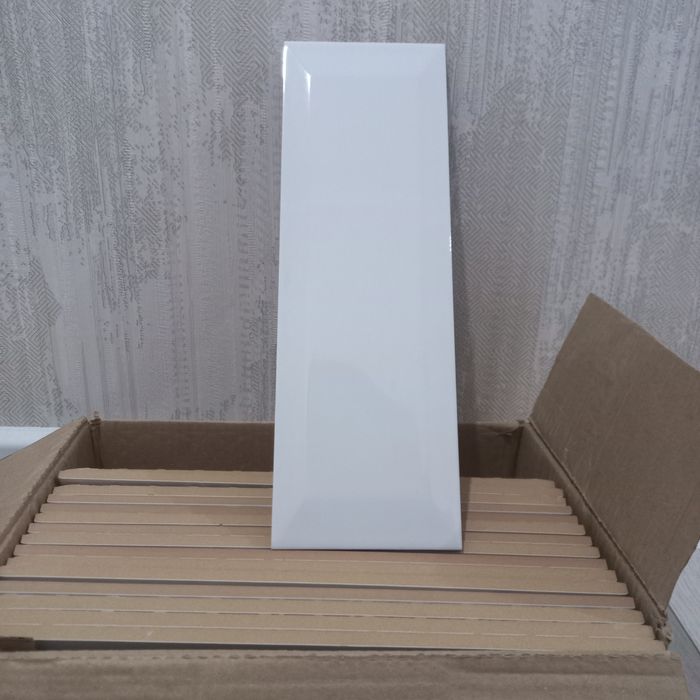 Плитка кафельная продам