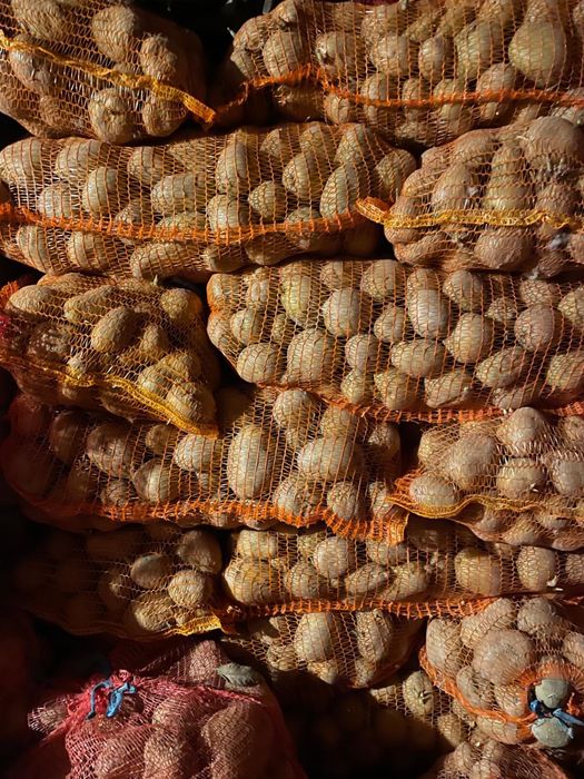 Cartofi consum albi si rosii