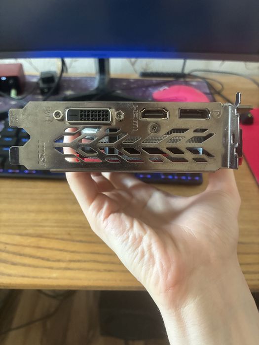 Видеокарта MSI GTX 1050 Ti