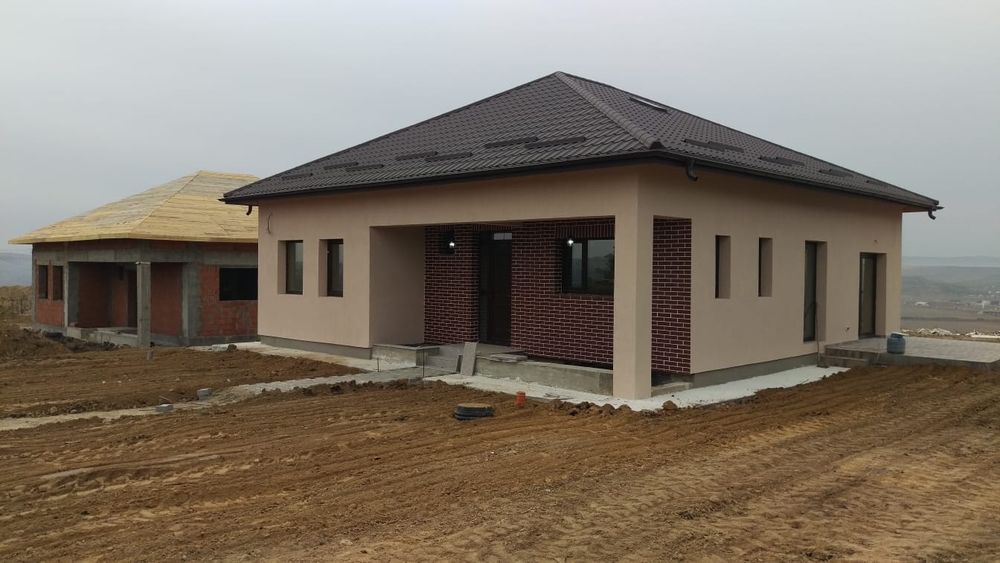 constructii case  - blocuri