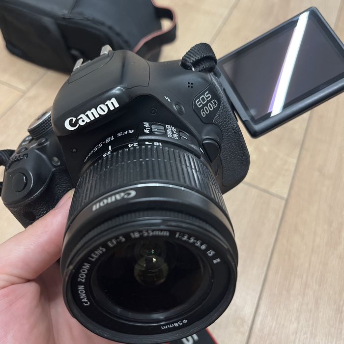 Canon 600d в отличном состоянии