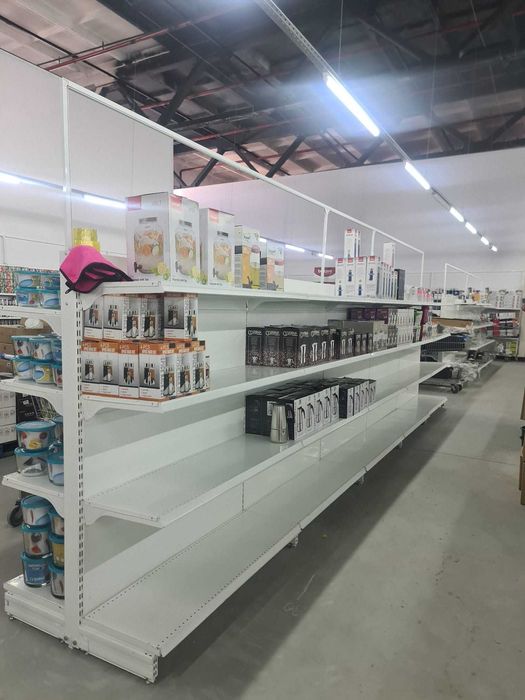 Rafturi metalice pentru magazin