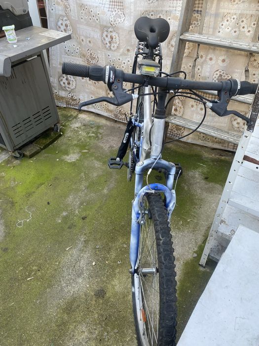 Bicicleta cu roti de 26 inch