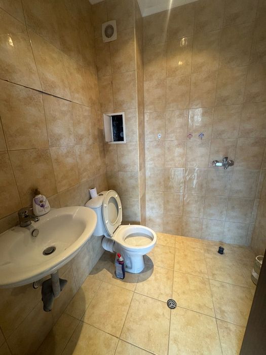 Помещение за магазин/офис под наем в гр.Свети Влас