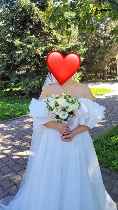 Свадебное платье