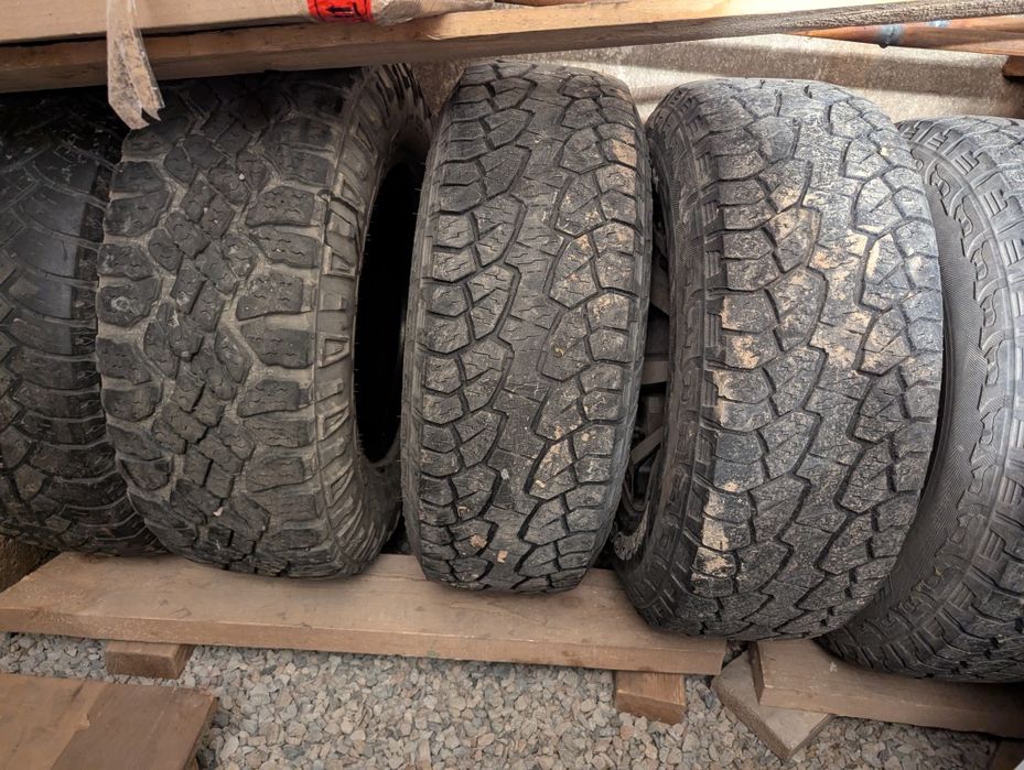 Продам резину на запаску