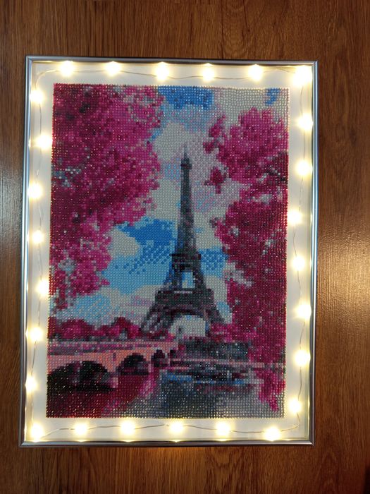 Диамантени гоблени с рамка и осветление!