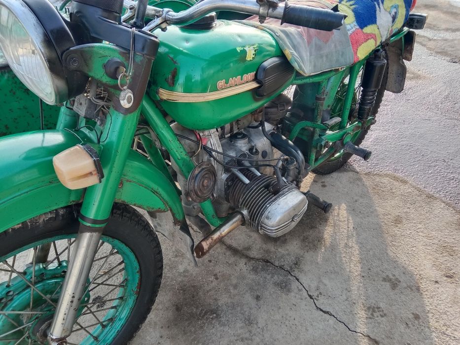 Прадам мотоцикл Урал 200000