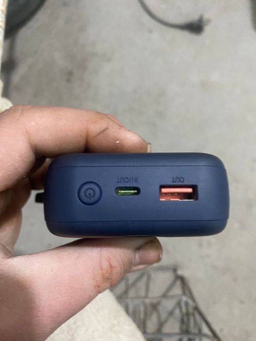 Samsung Galaxy S10 + Green Lion powerbank