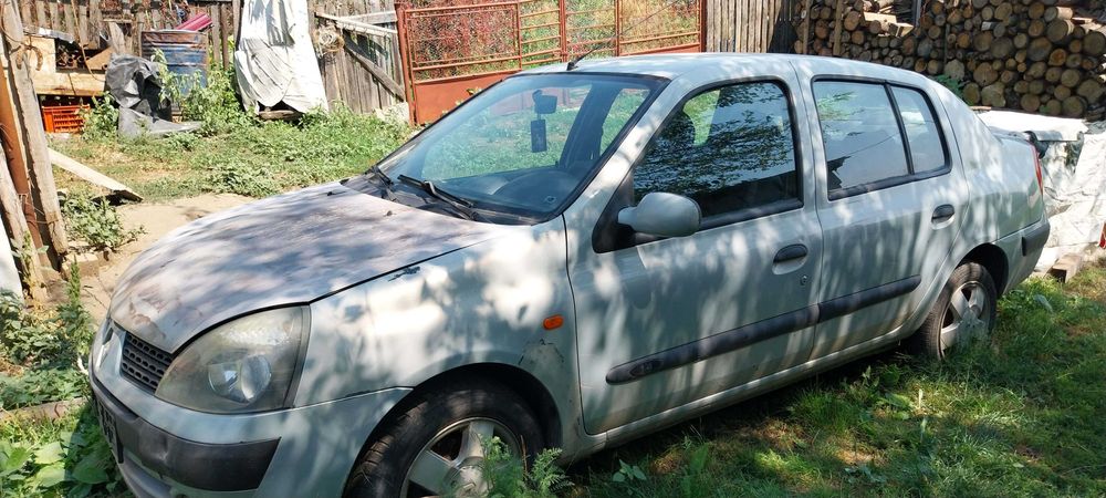 RENAULT 4 2004 — imagine 2