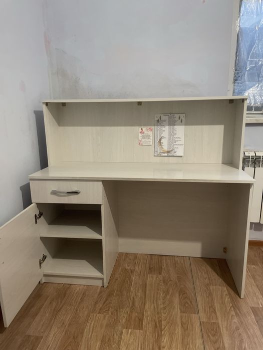 Писменный Стол ресепшн