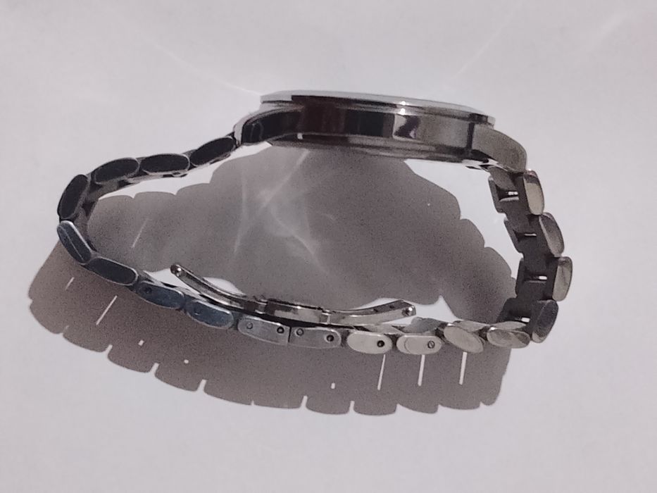 Tissot 1853 erkaklar qo‘l soati sotiladi 
Ko‘k siferblatli, juda