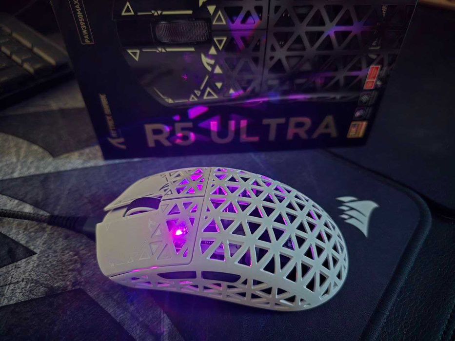 ATTACK SHARK R5 Ultra Carbon Fiber Wireless 8K PAW3950MAX Gaming Mouse