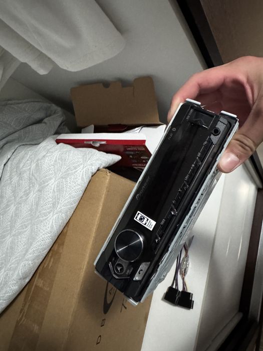 Vand player/casetofon auto Pioneer mvh s420-bt