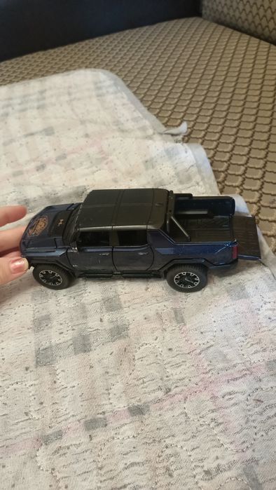 Железные машинки