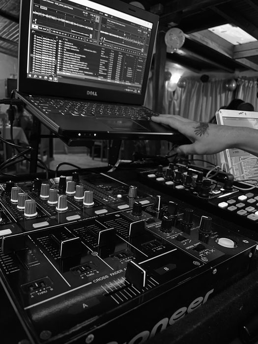 Професионален DJ за вашият повод