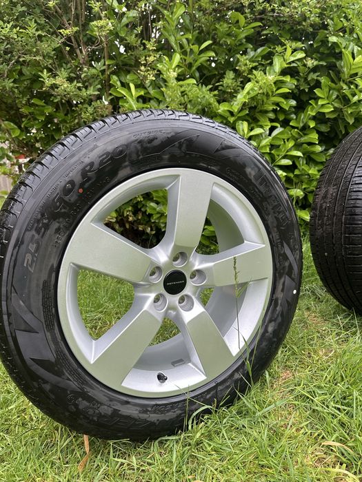 Set 4 Jante noi  Originale Land Rover Defender 20" Style 5098 Silver + Anvelope Noi Pirelli 255/60 R20