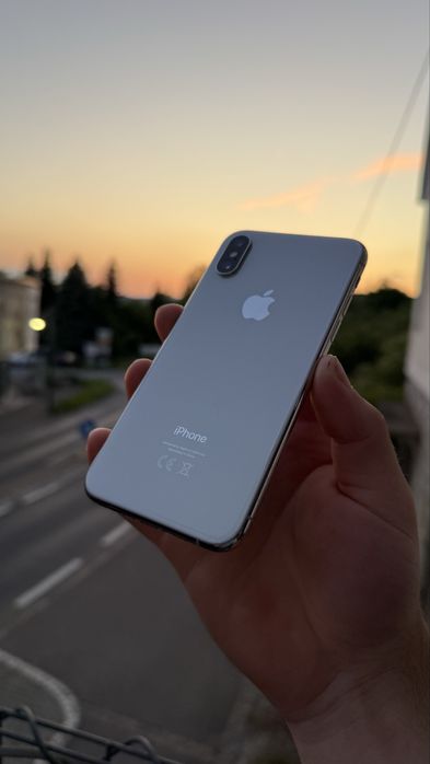 IPhone XS white 64gb neverlocked