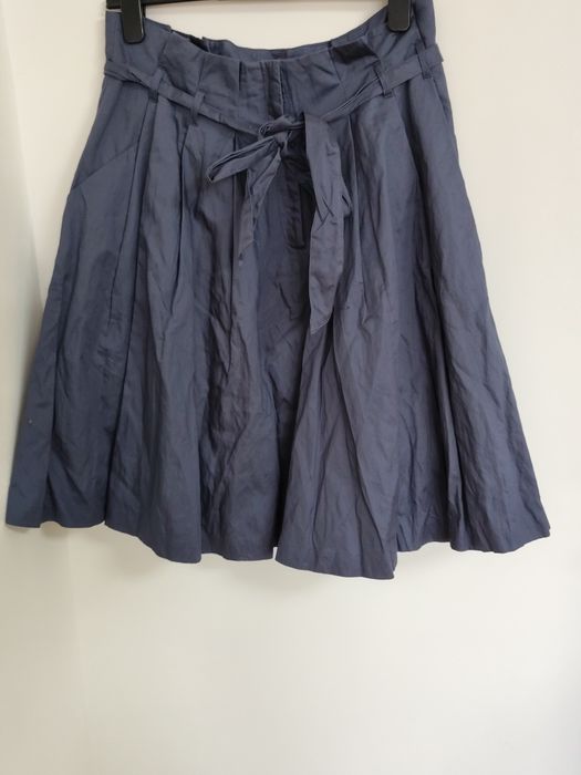 H&M fusta cu pliuri