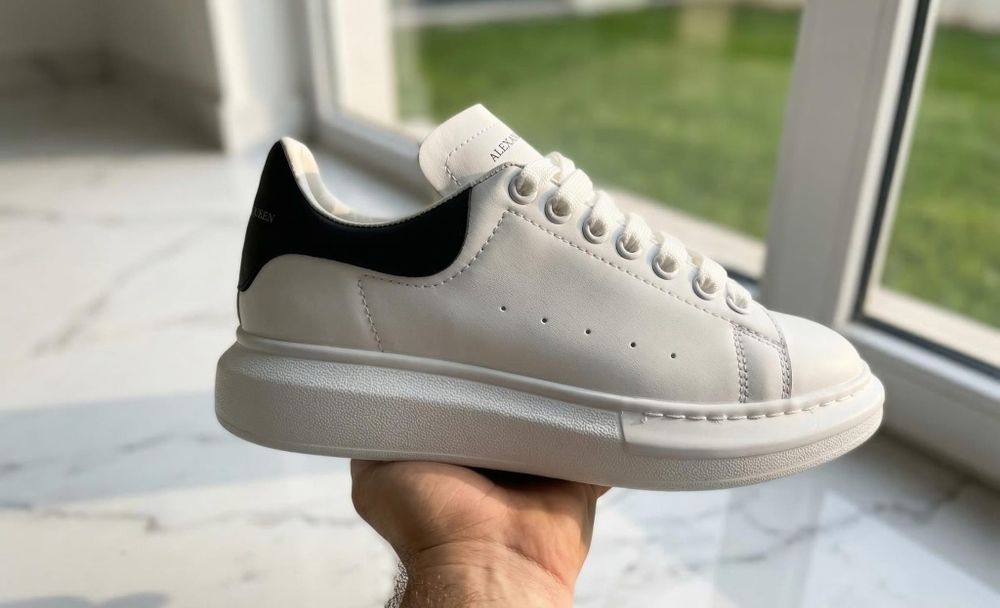 Adidasi Alexander McQueen Alb