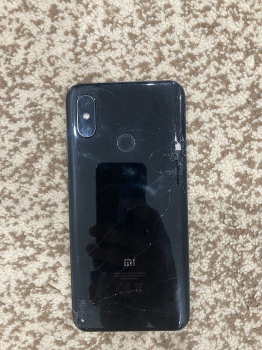 Xiaomi mi8.       .