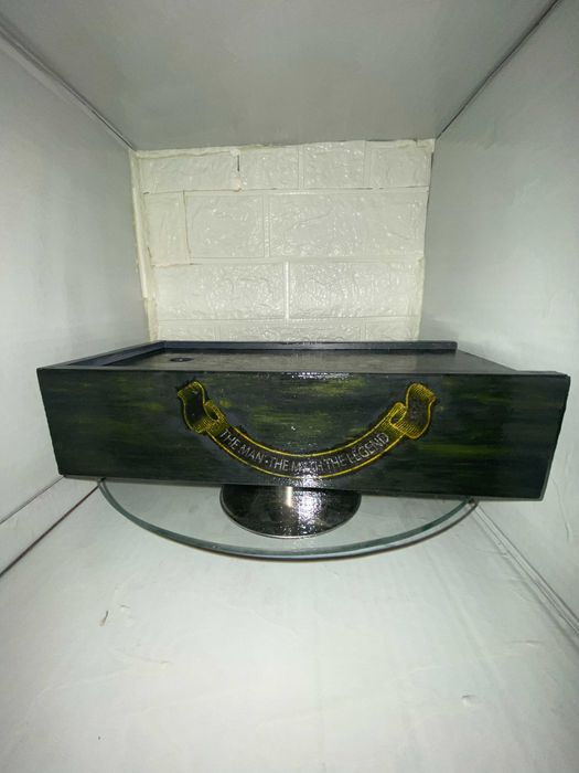 Кутия за бутилка с подложки за чаши