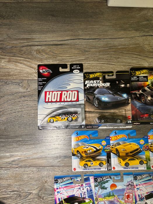 Be28.02 Hot wheels rlc, hot wheels premium,Ferrari Tarmac works