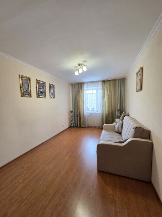 Продам 3 х Центр