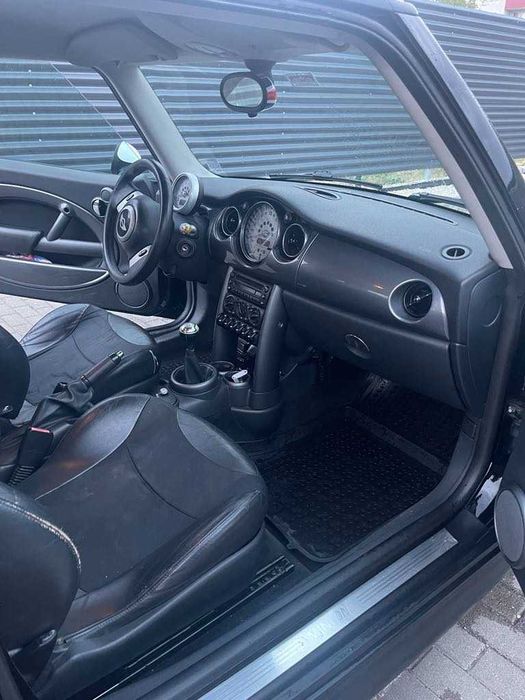 Mini Cooper, one , 2004
