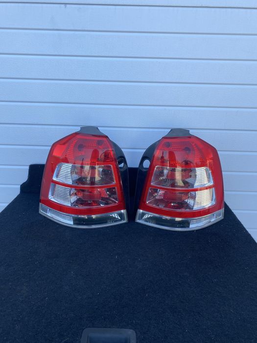 Stop stanga stop dreapta / lampa / tripla Opel Zafira B facelift 2009+