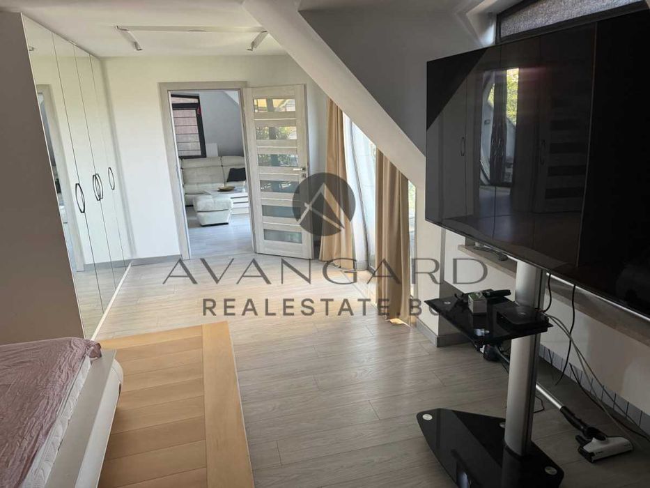 Продава се Мезонет в Пловдив, Център - 200 кв.м за 2450 €/кв.м - Снимка #5