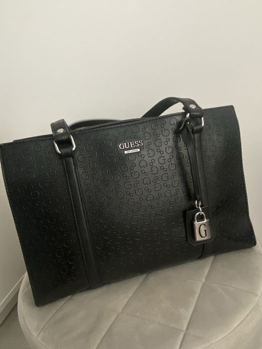 Geanta Guess neagra