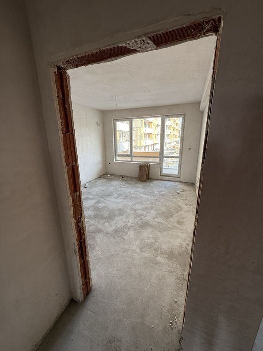 Продава се Двустаен апартамент в Пловдив, Южен - 80 кв.м за 587 €/кв.м - Снимка #2