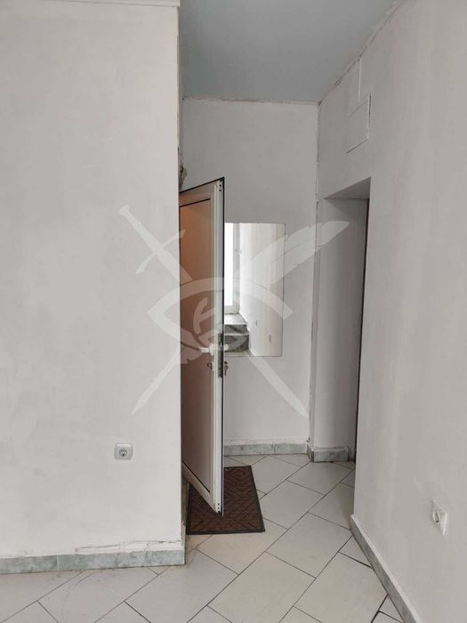 Дава се под наем Офис в Пловдив, Каменица 1 - 72 кв.м за 348.84 € - Снимка #4