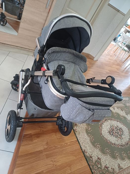 Продам коляску 3/1