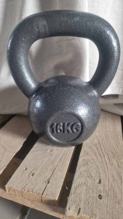 Продам    гирю 24 кг