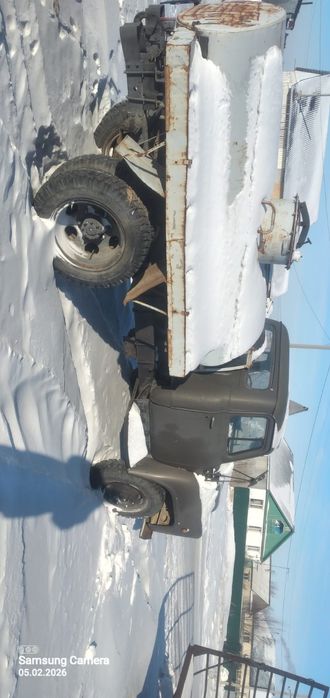 Газ бензовоз, топливозапращик