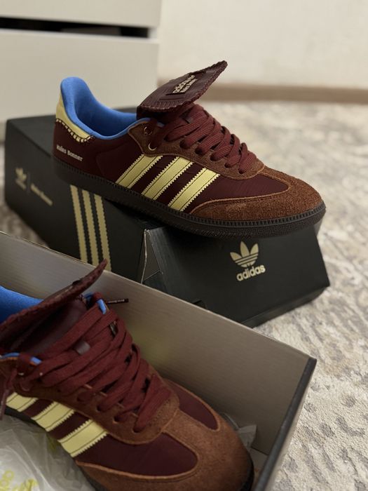 Продам новые кроссовки