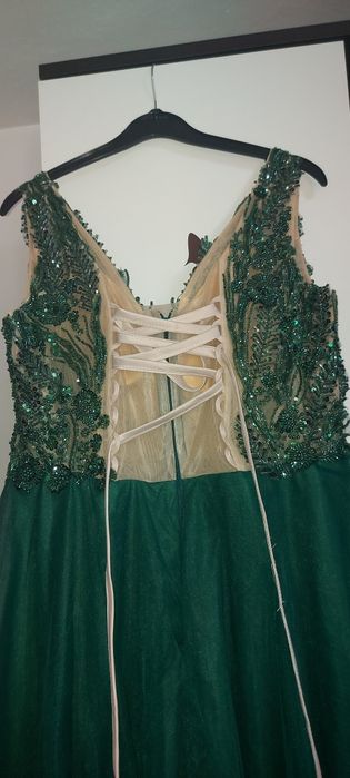 Vând rochie de seara deosebita