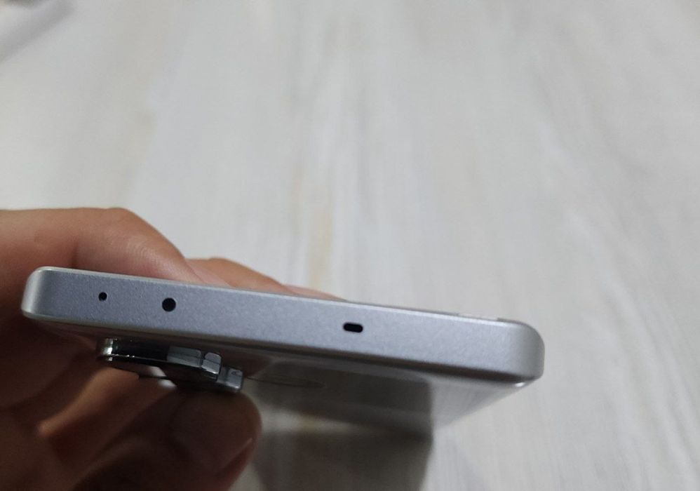 Realme GT 6T sotiladi