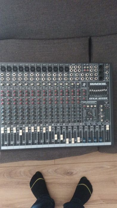 Mixer Makie 16 canale